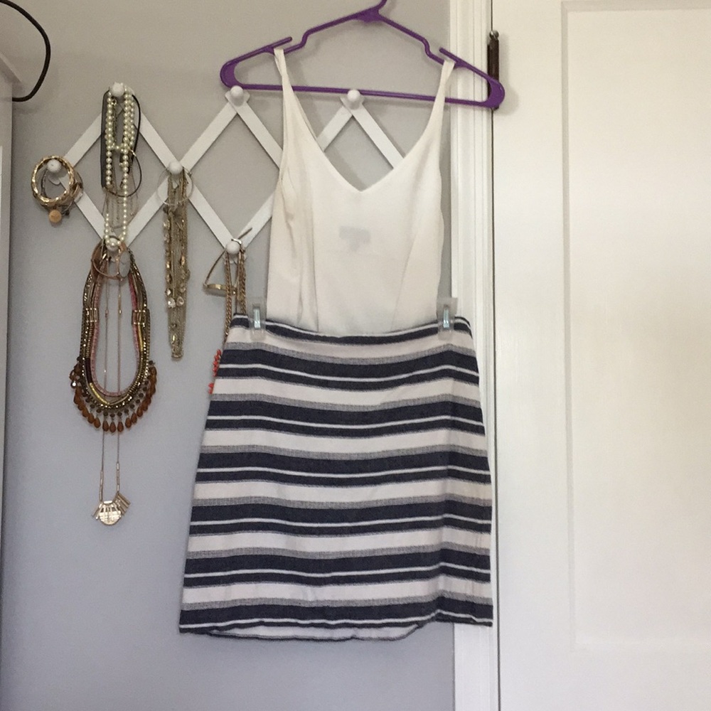 Loft - women’s skirt - size 2